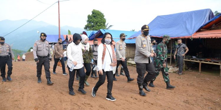 Anak Korban Bencana di Lebak, Harus Gembira Sambut Hari Anak Nasional