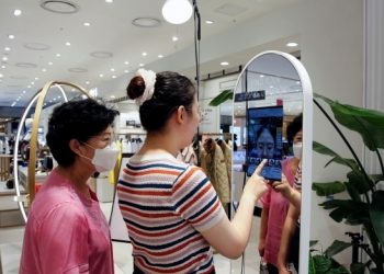 Perusahaan Kosmetik Korea, Gunakan Cermin Berteknologi AR