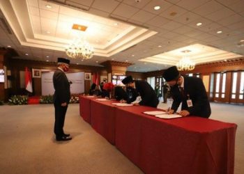 OJK Lantik Pimpinan Satuan Kerja Baru, Kantor Pusat & Daerah