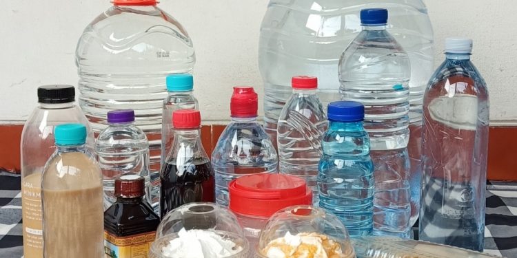 Galon Sekali Pakai Bernilai Tinggi di Industri Daur Ulang. Cek Faktanya!