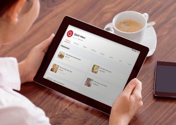 Sinergi Qasir Dan Grab Beri Layanan Bagi Usahawan Mikro di Tengah Pandemi