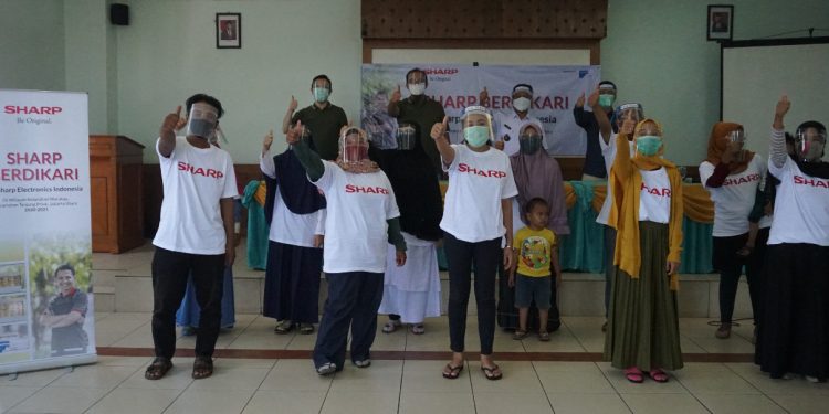 Sharp Dorong Usaha Pelaku UMKM Melalui Program ‘Sharp Berdikari’