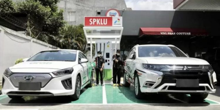 Pertamina : Luncurkan SPKLU Untuk Pelayanan Masyarakat