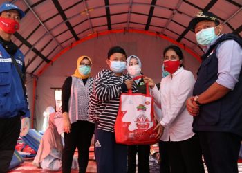Kunjungan KPPPA terhadap korban longsor Sumedang