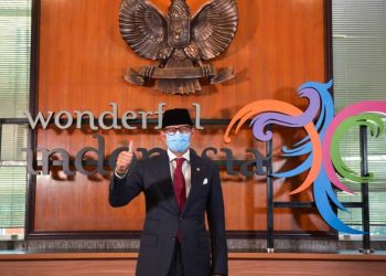 Menparekraf Sandiaga Komitmen Tuntaskan 5 Destinasi Super Prioritas