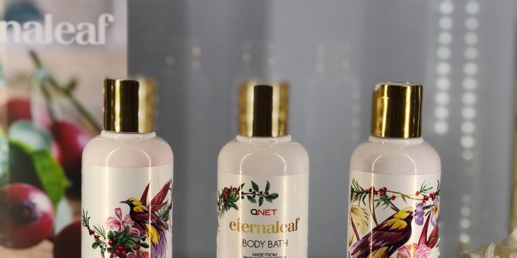 QNET Hadirkan Eternaleaf, Merawat Kulit & Rambut Dengan Buah Merah Papua