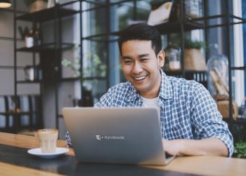 SHARP Serius Garap Pasar Notebook Indonesia