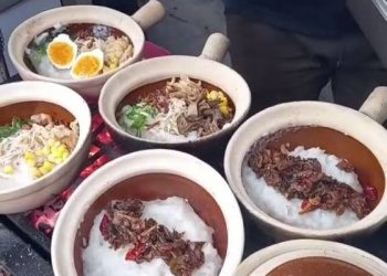 Bubur Bakar Aneka Toping, Panganan Hits Tegal