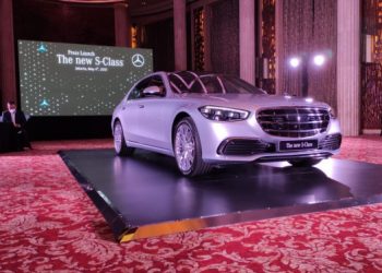 Mercedes-Benz Perkenalkan Mobil Mewah S-Class