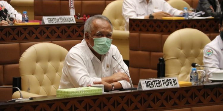 Menteri Basuki Serahkan RUU Perubahan Atas UU Jalan Ke DPR