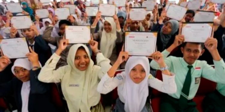 Anak Indonesia Tetap Meraih Prestasi Tanpa Batas, Meski Mobilitas Dibatasi