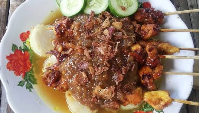 Sate Kuah, Kuliner Unik Khas Pontianak di Ibukota
