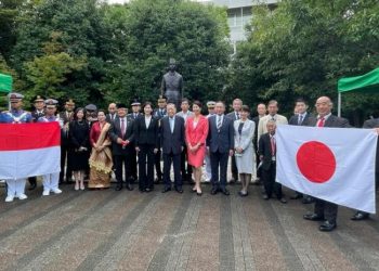 Dubes KBRI Tokyo Kunjungi Monumen Soekarno dan Patung Sudirman Saat Hut Ke-76 RI di Tokyo