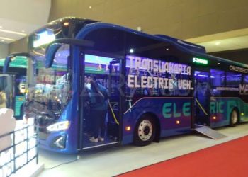 Trans Jakarta Uji Coba Bus Listrik