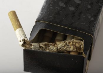 Konsumsi Rokok Tinggi Cukai Rokok Harus Naik