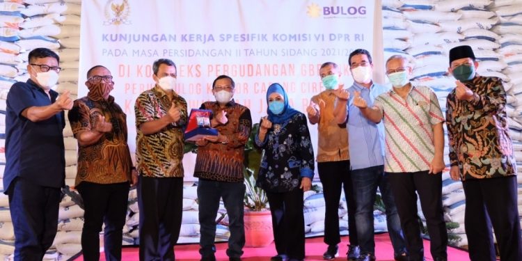 Komisi VI Kunjungi Gudang BULOG, Stok Jelang “NATARU” Aman