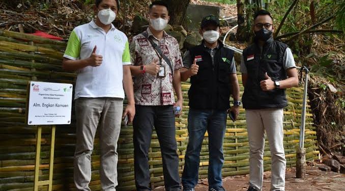 Generali-Akuberbagai Salurkan Wakaf Nasabah di Jawa Barat