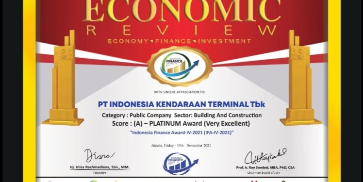 IKT Bersinar di Indonesia Finance Award 2021