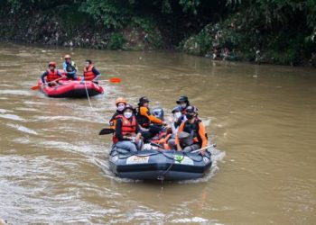 KSC Bersama DITJEN PPKL KLHK Patroli Susur Sungai Ciliwung