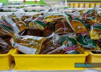 Pemerintah Batalkan Larangan Penjualan Minyak Goreng Curah