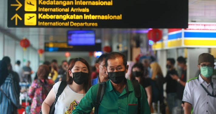 Pemerintah Hapus Larangan Masuk WNA dari 14 Negara