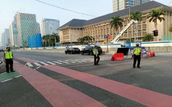 Jakarta Tetap PPKM Level 3, Tes Covid-19 Diturunkan