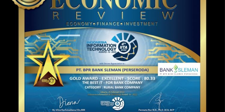 BCA Finance Raih Platinum Award Pada Ajang IITA 2022