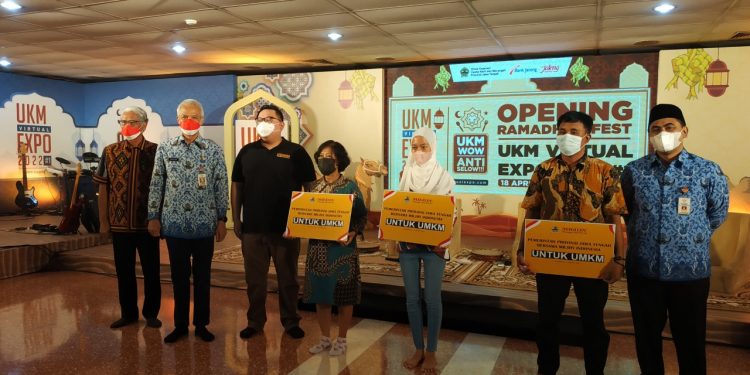 MR.DIY Salurkan 300 Paket untuk Mendukung UMKM Jawa Tengah