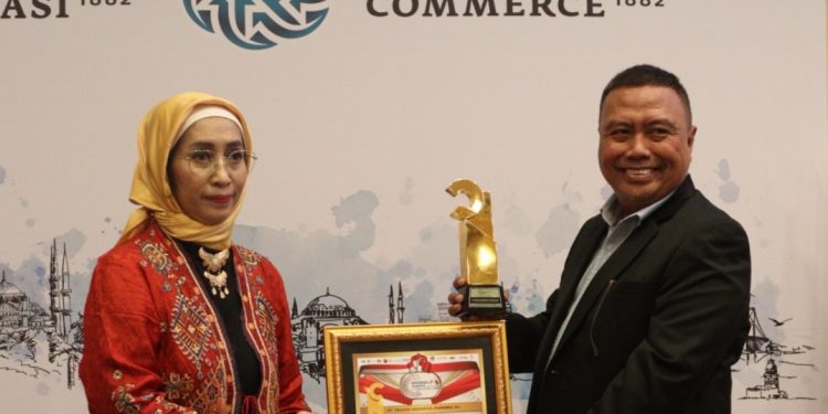 Konsisten Akselerasi Digital Untuk Indonesia,Telkom Raih Penghargaan Bergengsi