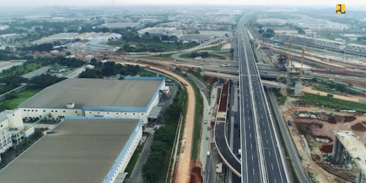 Kementerian PUPR Targetkan 16 Jalan Tol Baru 2022 Selesai