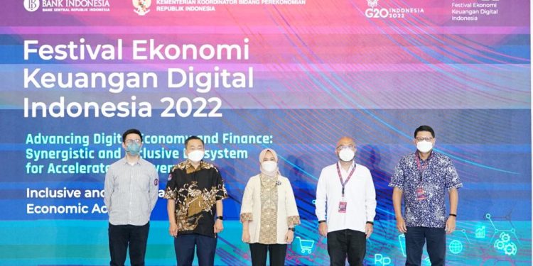 Manfaat Digitalisasi Sistem Pembayaran Bagi Masyarakat