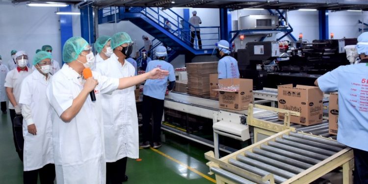 Kontribusi Industri Makanan dan Minuman Tembus 37,77 Persen