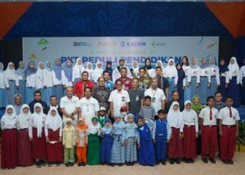 PKT Berikan Beasiska 48 Anak di Bontang Dalam Program PKTPP