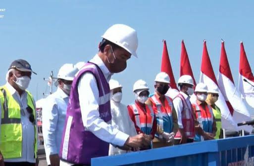 Presiden RI Resmikan Termimal Kijing Pelabuhan Terbesar di Kalimantan
