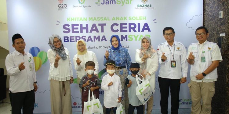 JamSyar Gelar Khitanan Massal 80 Anak Mustahik