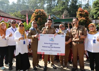 TASPEN Bantu Tingkatkan Kualitas Pendidikan di Kabupaten Bandung Melalui Program Srikandi Mengajar