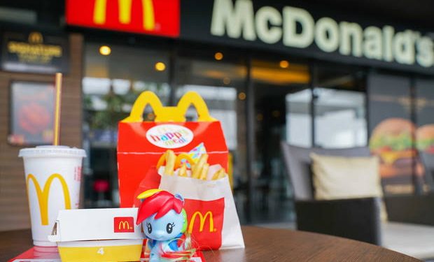 MCD Hadirkan Paket Happy Meal Untuk Orang Dewasa