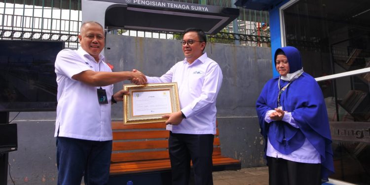 MRT Jakarta Adakan Pengisian Daya Tenaga Surya untuk Masyarakat di Setasiun