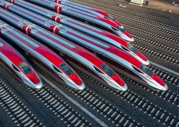 Pengamat : Harga Tiket Kereta Cepat Terlampau Murah Hanya Jadi Beban