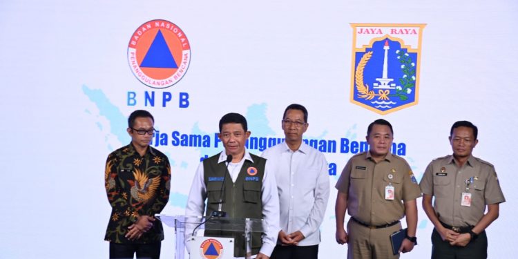 Antisipasi Badai Buruk BNPB dan Pemprov DKI Modifikasi Cuaca