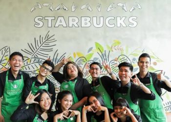 Resmi! Starbucks Buka Gerai Berbahasa Isyarat Pertama Di Indonesia