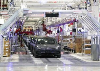 Tesla Tangguhkan Produksi Di Shanghai
