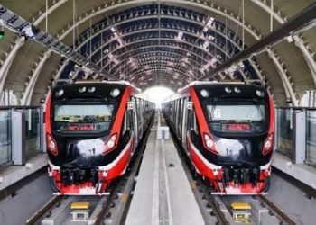 Jokowi Sampaikan Kendala LRT Jabodetabek, dan Mulai Beroperasi Juli 2023