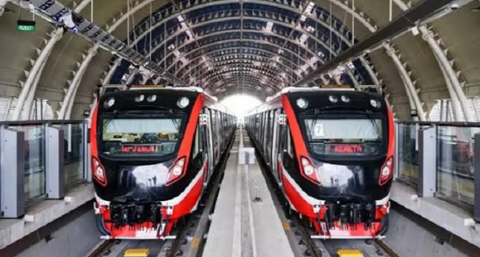 Jokowi Sampaikan Kendala LRT Jabodetabek, dan Mulai Beroperasi Juli 2023
