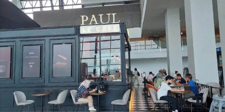 PAUL Le Caf Hadir di Bandara Soekarno-Hatta