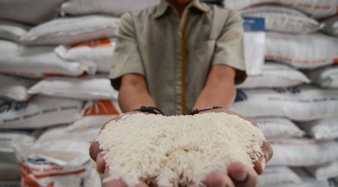 Hindari Lonjakan Harga, Bulog Distribusikan 100 Ribu Ton Beras