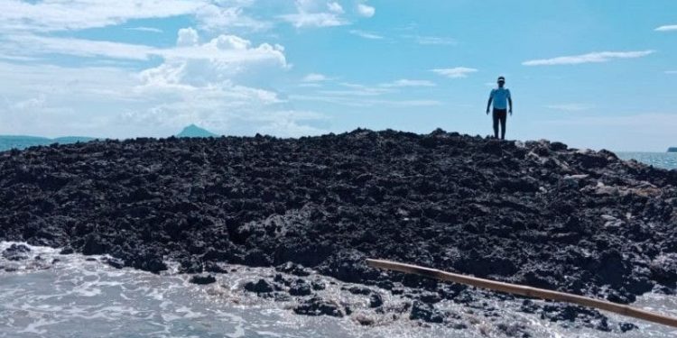 Pasca Gempa M 7,5 Pulau Baru Muncul di Kepulauan Tanimbar Maluku
