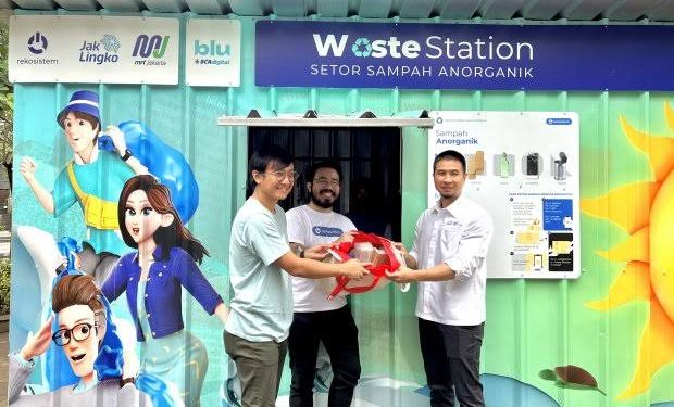 blu by BCA dan MRT Jakarta Ajak Masyarakat Setor Sampah ke Waste Station