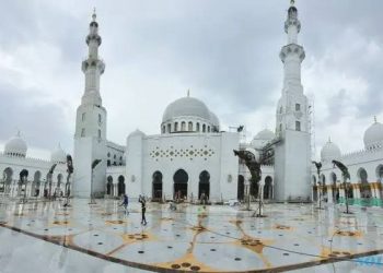 28 Februari 2023, Masjid Sheikh Zayed Dibuka untuk Umum