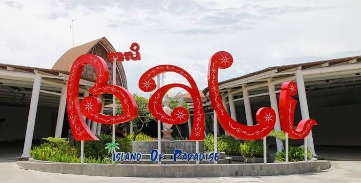 Antisipasi Flu Burung Bandara Internasional Bali Perketat Pelaku Perjalanan Luar Negri